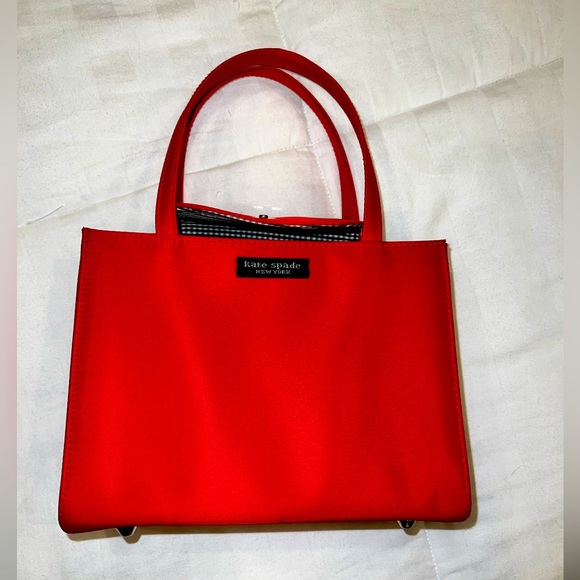 red Kate Spade bag. Small and beautiful. Approx 8” x 6” x 3.5” in - Picture 2 of 6